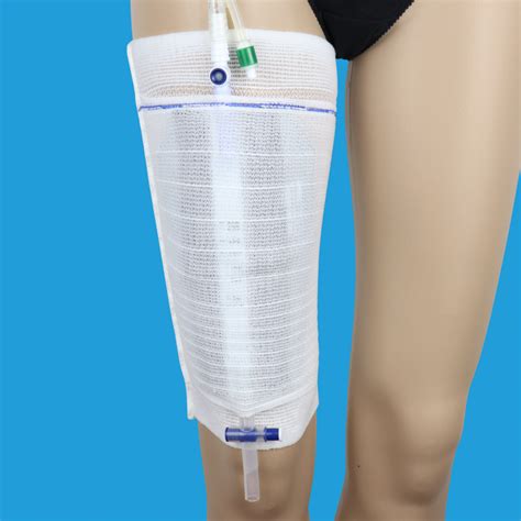  It comes with a tube used to deliver urine concealed by clothing