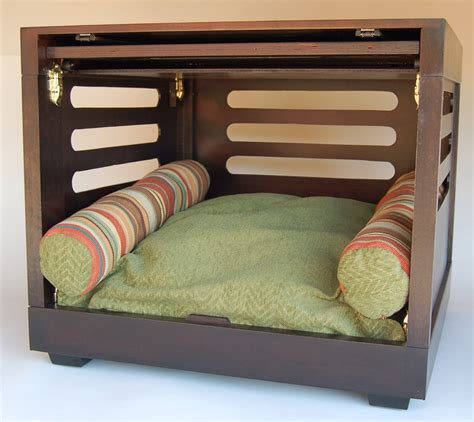  Making The Crate Comfortable Think of ways you could make this cage more inviting: Bedding: A soft blanket or cushion can make the crate more comfortable