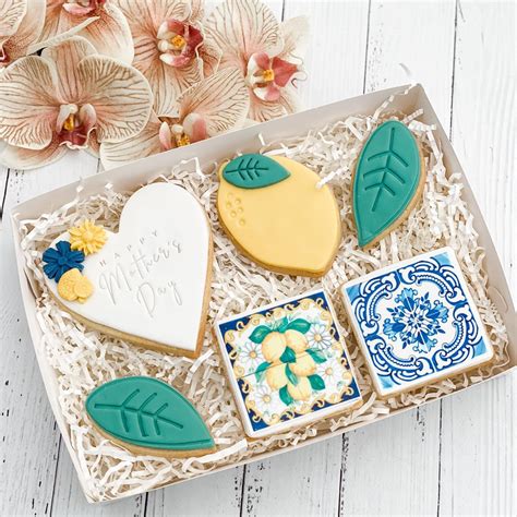  Personalised cookies more We also use cookies and other technologies to tailor our store to the needs and interests of our customers to provide you with an exceptional shopping experience