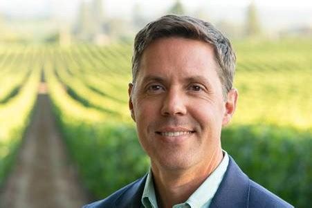  Press release Neil Bernardi appointed chief operating officer for Colgin Cellars Bernardi joins Colgin Cellars with over 20 years of experience in the wine industry