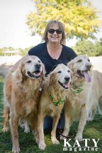  Rescuing, rehabilitating, and renewing hope for golden retrievers Written by Kirsten Cornell Photography by Juliana Evans Katy, Texas News — Shari Anderson had always loved dogs, and she found herself wanting a golden retriever puppy
