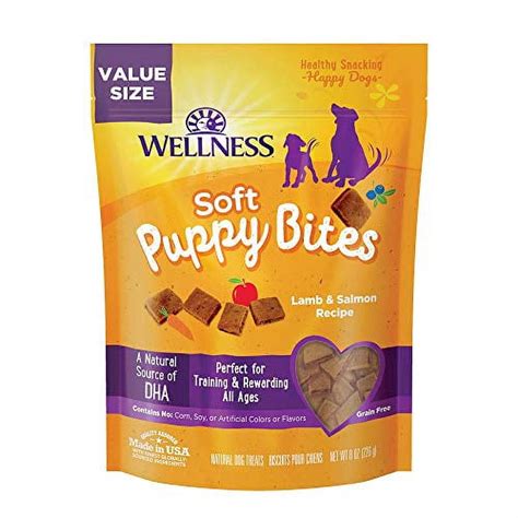  This natural dog food also contains DHA for brain support, along with carrots, apples, peas, and blueberries that are naturally high in vitamins, fiber, and antioxidants