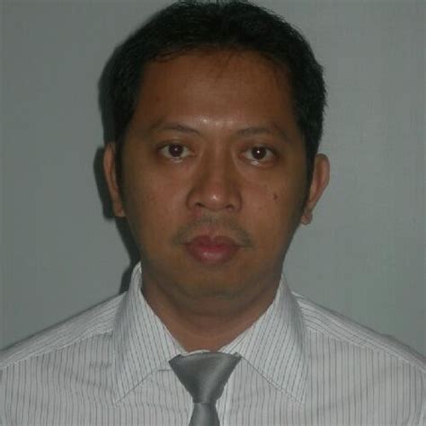  Thomas Linkedin Surabaya