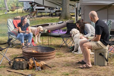  Visit a Campground There are a number of dog-friendly campgrounds in South Carolina