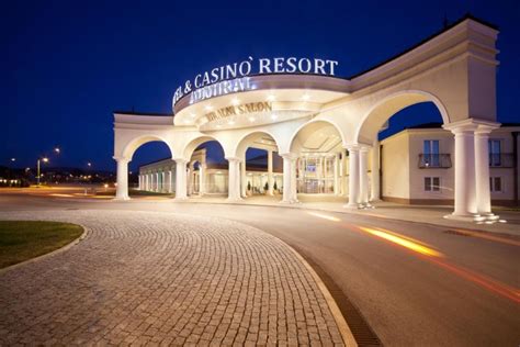  hotel casino resort admiral/service/transport
