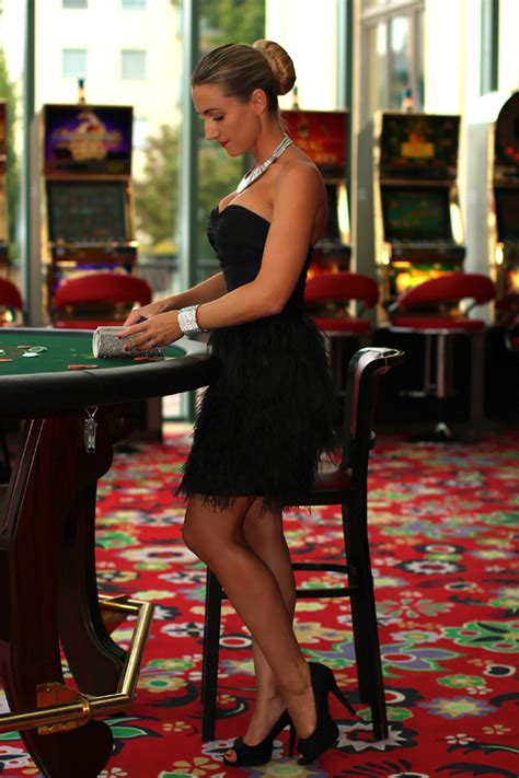  how to dress in a casino