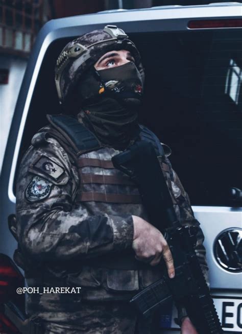 1,000+ Free Polis Özel Harekat & Low Poly Images Pixabay.