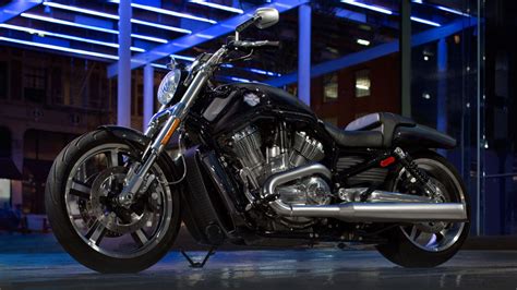 1 Harley Davidson V-rod - MC Xpress i Altersbruk