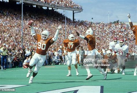 1 Texas Johnny Ray Cooper Premium High Res Photos - Getty Images