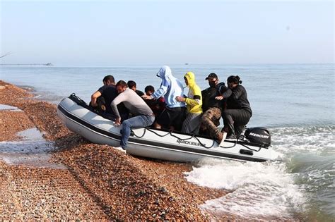 1 dead, 1 hospitalized after migrant boat crossing Channel deflates trying to reach Britain