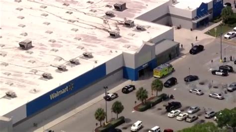 1 dead, 1 injured, 3 in custody after shooting at Florida City Walmart; customers describe chaos inside store