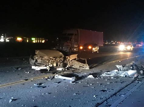 1 dead, 2 injured after driver crashes into parked semi-truck on Bishop Ford Freeway