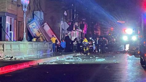 1 dead, 28 hurt after Illinois theater roof collapse before concert