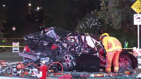 1 dead, 3 hurt in crash near Hollywood Bowl; Highland Avenue closed for hours
