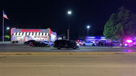 1 dead, 3 wounded in shooting outside Indianapolis fast-food restaurant
