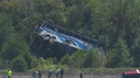 1 dead, 46 injured after bus carrying students to band camp crashed in New York: officials