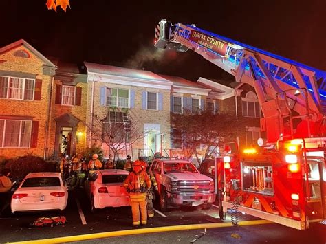 1 dead after Christmas morning fire in Centreville, firefighters say