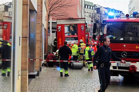 1 dead after truck hits several people in city in southern Germany