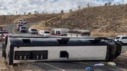 1 dies, over 50 others hurt in tour bus rollover at Grand Canyon West