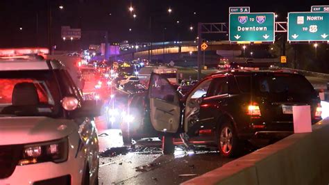 1 driver seriously injured after 4 crashes along I-295, DC officials say