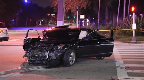 1 hospitalized after shooting in Fort Lauderdale leads to crash at busy intersection