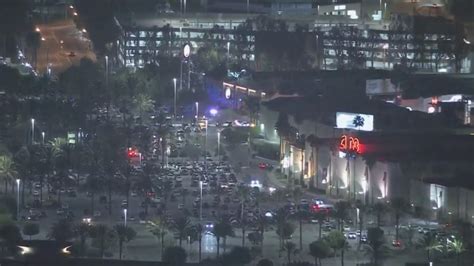 1 hospitalized in Orange County mall shooting