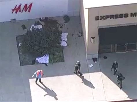 1 injured in Orange County mall shooting