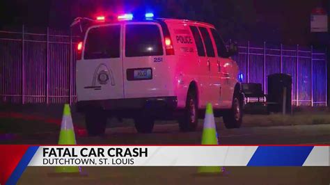 1 person dead after overnight crash in south St. Louis, four passengers hospitalized