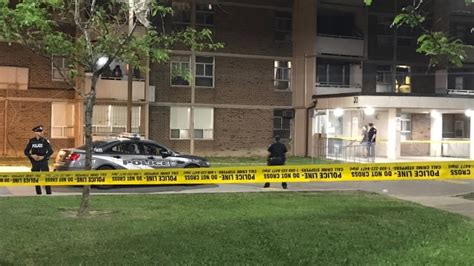 1 person seriously injured in North York shooting