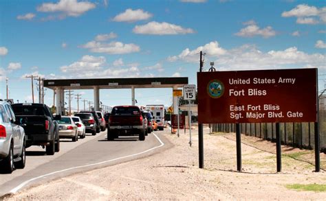 1 soldier killed, 5 injured in non-combat crash at Fort Bliss