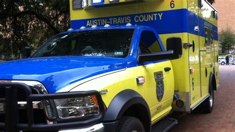 1 transported with serious injuries after single-vehicle collision in northeast Austin