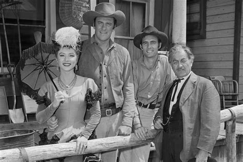 10 Best ‘Gunsmoke’ Episodes, According to Fans