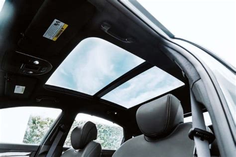 10 Best Cars with a Panoramic Sunroof (And 5 Reasons …