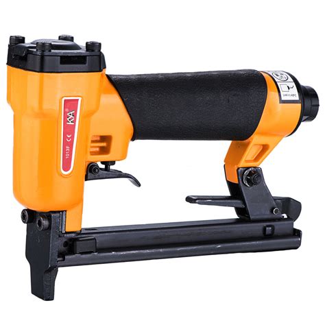 10 Best Staple Gun For Insulation – Review And Buying Guide