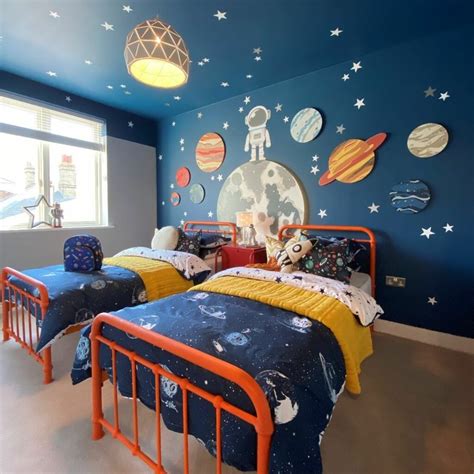 10 Easy Outer Space Themed Bedroom Decor Ideas For Kids - wintechmobiles.com