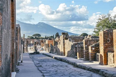 10 Interesting Facts About Pompeii and the Ancient Roman City - wintechmobiles.com