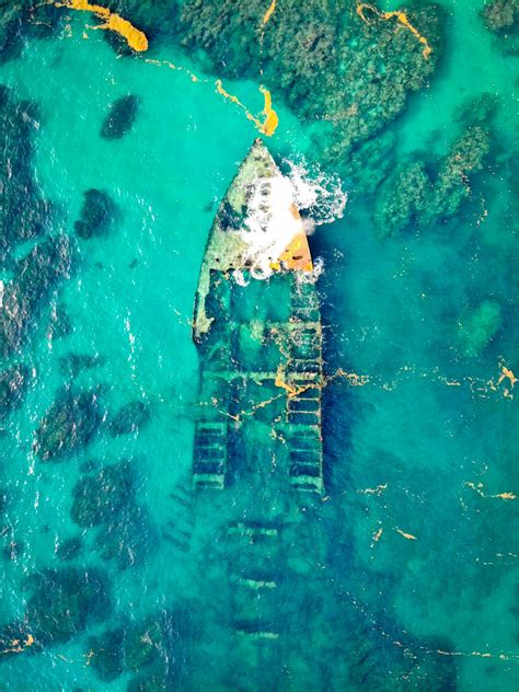 10 Magical Underwater Photography Ideas to Try - Pexels - raincitystudios.com