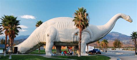 10 Quirky Roadside Attractions Across America - Mommy Nearest