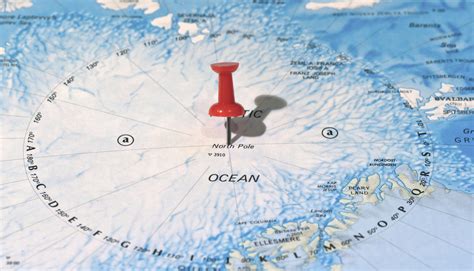 10 Reasons Not To Travel To The South Pole (10 Reasons The North Pole ...