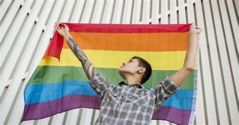 10 Signs of Internalized Homophobia and Gaslighting