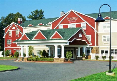 10 Top-Rated Resorts in The Berkshires PlanetWare