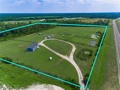 10 acre lots for sale near me. And it appears Kelce scored a deal on this property—it was originally listed in September 2022 for $6.9 million and is now pending sale at $6 million. Located inside a gated community, the grand ... 