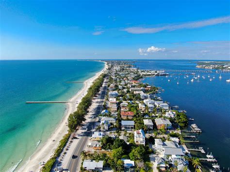 Calculations of sunrise and sunset in Anna Maria Island – Florida – USA for October 2023. Generic astronomy calculator to calculate times for sunrise, sunset, moonrise, moonset for many cities, with daylight saving time and time zones taken in account.. 