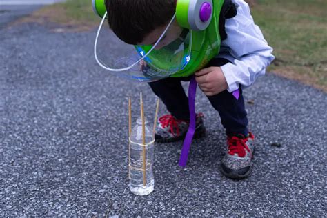 10 Plastic Bottle Stem Projects For Kids Fun Science Experiment Bottle - Science Experiment Bottle