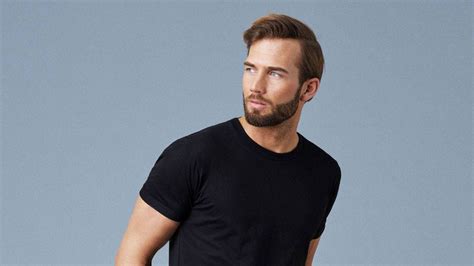 10 Rekomendasi Kaos Pria Terbaik Terbaru Tahun 2023 Kaos Model Terbaru - Kaos Model Terbaru