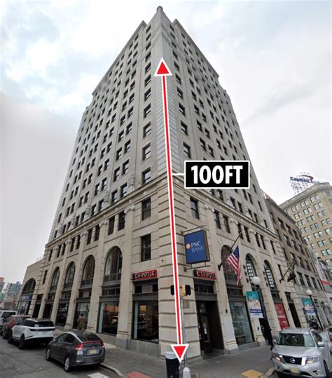 100 Ft Building