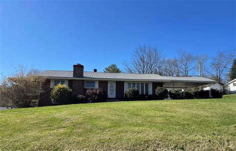 1009 Windmill Rd, Honaker, VA 24260 realtor.com®