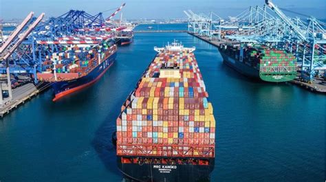 101 container ships span 1,000 miles waiting for berths - iNEWS