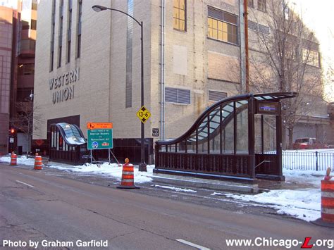 What companies run services between Chicago, IL, USA and 101 W Ida B. Wells Dr, Chicago, IL 60605, USA? Chicago Transit (CTA) operates a bus from State & Van Buren to Financial Place & Ida B Wells Drive every 20 minutes. Tickets cost $3 and the journey takes 6 min. Bus operators.. 