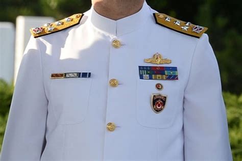 103 emekli amiral ekşi